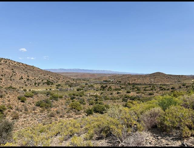 10,000M² VACANT LAND FOR SALE IN LADISMITH RURAL